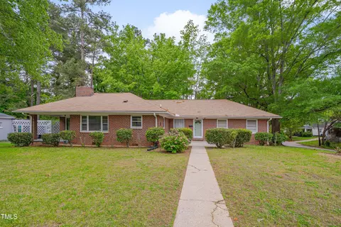 1105 Hargrove St, Henderson, NC 27536