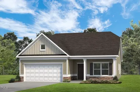1628 Elk Run Dr, Fayetteville, NC 28312