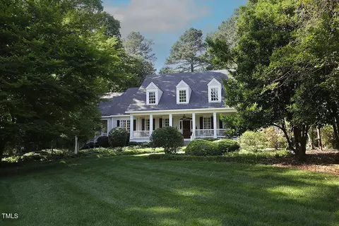 423 Oakland Dr, Raleigh, NC 27609
