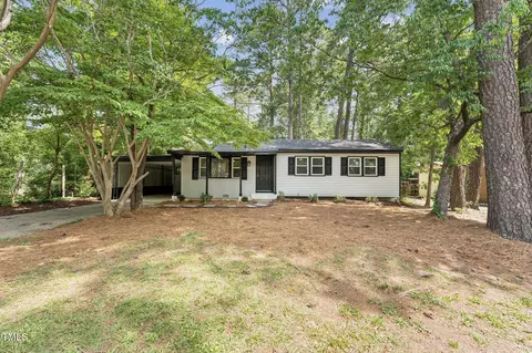 620 Wexford Dr, Raleigh, NC 27603