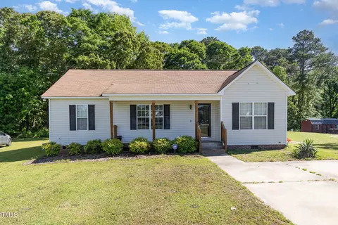 116 Meade Dr, Four Oaks, NC 27524