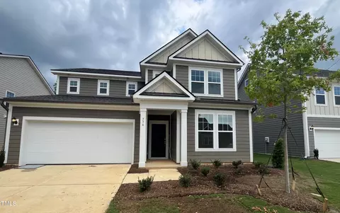776 Old Station Pointe, Angier, NC 27501