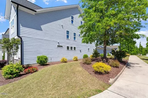1601 Glazebrook Dr, Wake Forest, NC 27587 photo 4