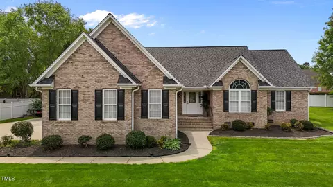 4589 Freedom Dr, Burlington, NC 27215