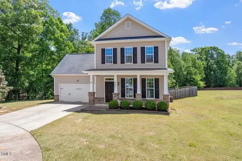 274 Tuscarora Ln, Clayton, NC 27520