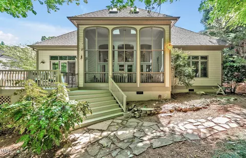 20011 Bragg, Chapel Hill, NC 27517