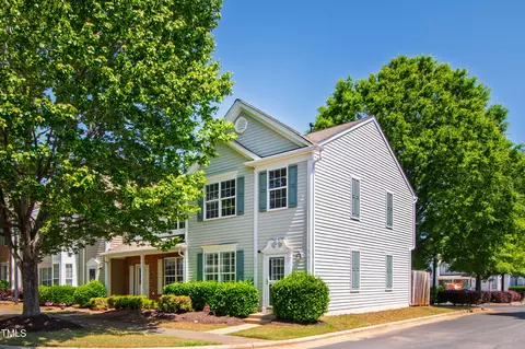 8510 Silhouette Pl, Raleigh, NC 27613