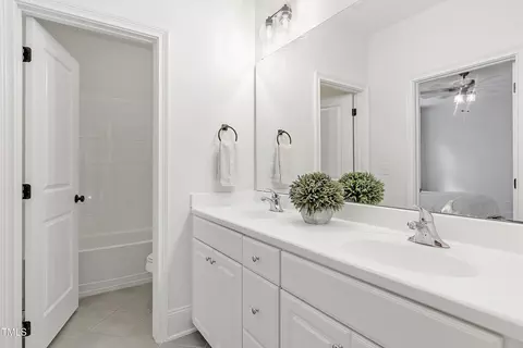 Bath - 1241 Keith Rd, Wake Forest, NC 27587 photo 4 of 6