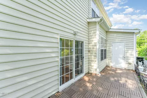 Exterior - 302 Red Elm Dr, Durham, NC 27713 photo 3 of 4