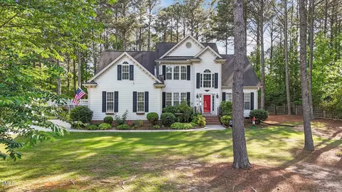 106 Wolverton Dr, Clayton, NC 27527