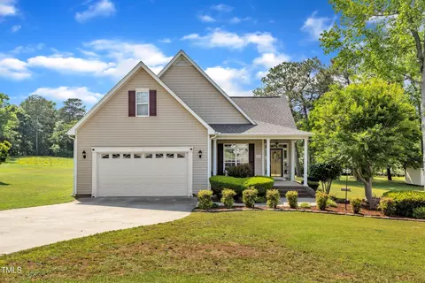 202 Reeder Branch Dr, Clayton, NC 27520