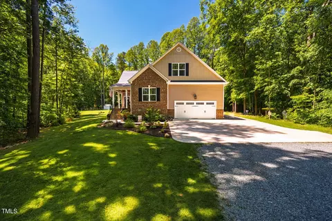 4072 Mackenzie Dr, Haw River, NC 27258