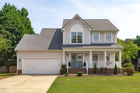 2013 Waterton Ln, Apex, NC 27502