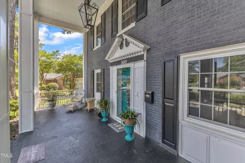 Exterior - 300 S Pine St, Benson, NC 27504 photo 6 of 14