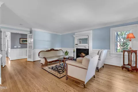 Living - 300 S Pine St, Benson, NC 27504 photo 3 of 5