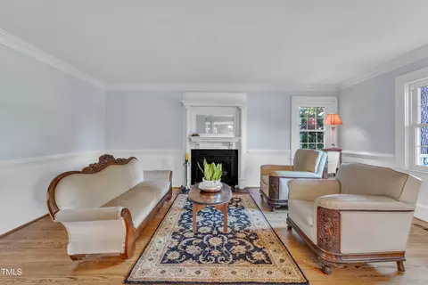 Living - 300 S Pine St, Benson, NC 27504 photo 4 of 5