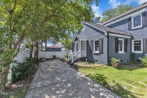 Exterior - 300 S Pine St, Benson, NC 27504 photo 3 of 14