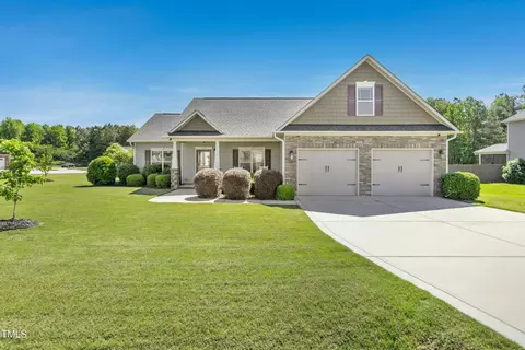 17 Kaki Ct, Selma, NC 27576