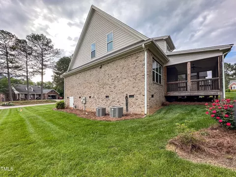 409 Eagle Ct, Henderson, NC 27536 photo 45