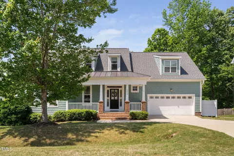 304 Nelson Ln, Clayton, NC 27527