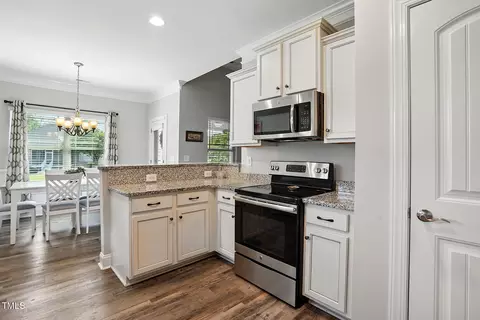 Kitchen - 116 Colonade Ct, Benson, NC 27504 photo 2 of 3