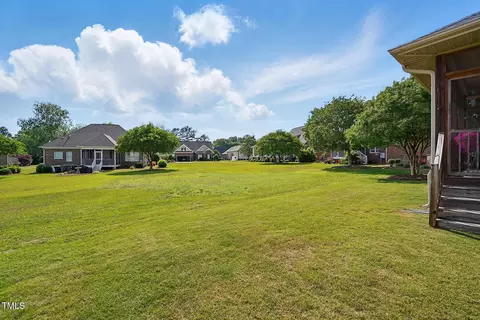 Exterior - 116 Colonade Ct, Benson, NC 27504 photo 6 of 8