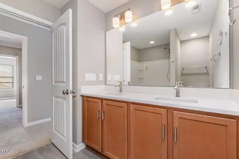 Bath - 809 Amarillo Rose Ln, Durham, NC 27712 photo 1 of 2