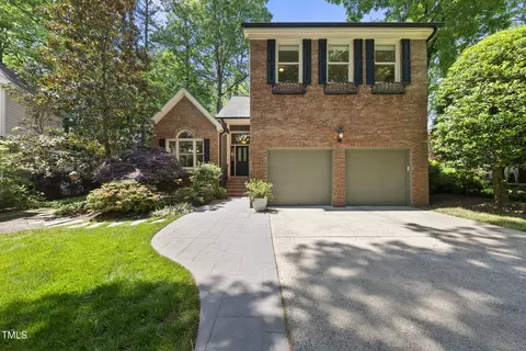 105 Sundew Ln, Cary, NC 27518
