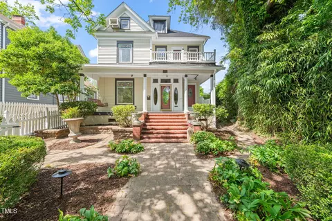 1000 Lamond Ave, Durham, NC 27701
