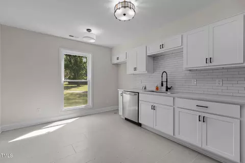 Kitchen - 1304 Seaton Rd #24, Durham, NC 27713 photo 2 of 2