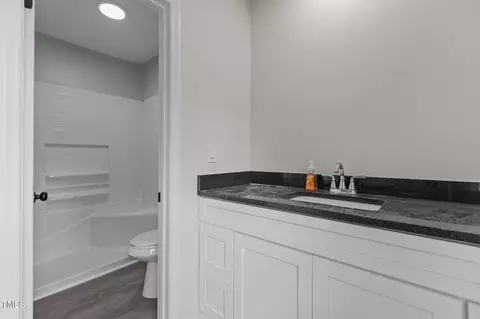 Bath - 1304 Seaton Rd #24, Durham, NC 27713 photo 2 of 4