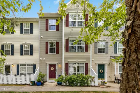 8640 Neuse Landing Ln #110, Raleigh, NC 27616