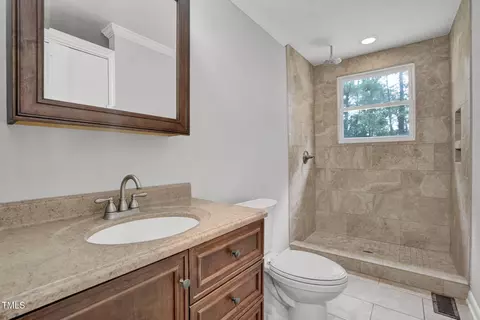 Bath - 3312 Apache Dr, Raleigh, NC 27609 photo 1 of 1