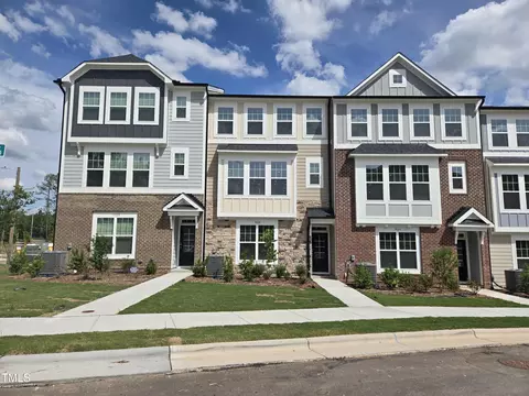 3026 Freewinds Way # 50, Cary, NC 27519