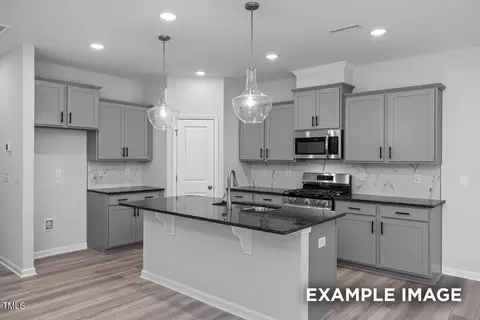 3918 Well Fleet Dr, Fuquay Varina, NC 27526