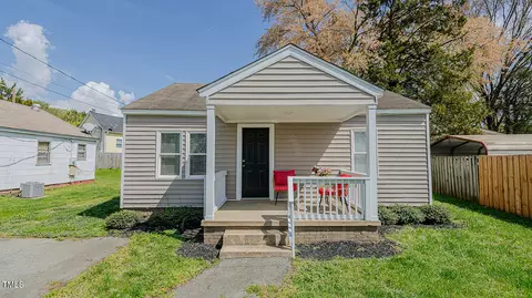 311 Oakley St, Graham, NC 27253