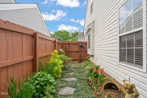 Exterior - 1408 Fairmont St, Durham, NC 27713 photo 9 of 9