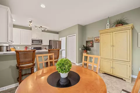 Dining - 1408 Fairmont St, Durham, NC 27713 photo 8 of 8