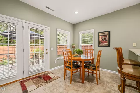 Dining - 1408 Fairmont St, Durham, NC 27713 photo 7 of 8