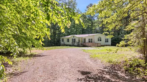 2690 Rivers Edge Rd, Oxford, NC 27565