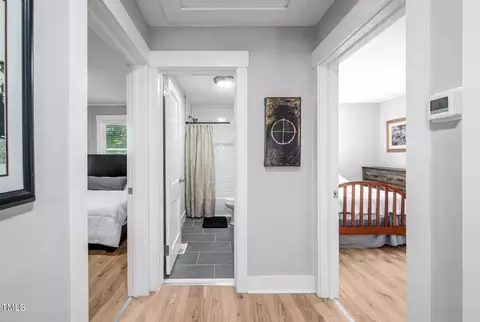 Entry Way - 1402 Robinhood Rd, Durham, NC 27701 photo 1 of 1