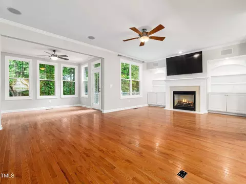 312 Bridgegate Dr, Cary, NC 27519