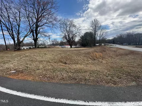 160 Stanleyville Manor Ave, Rural Hall, NC 27045