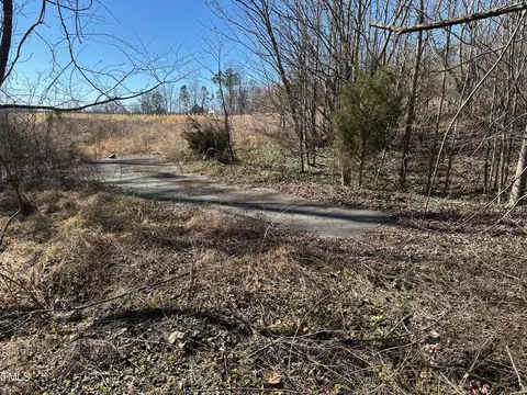 3990 Freeman Park Ct, Walkertown, NC 27051