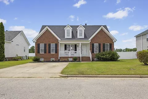 1104 Cross Creek Dr, Nashville, NC 27856