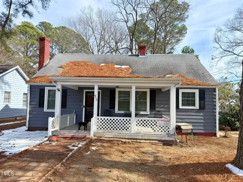 913 Woodrow St S, Wilson, NC 27893