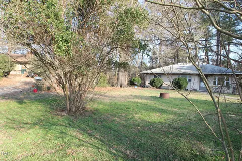 4 Bolin Hts, Chapel Hill, NC 27514