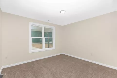 211 E Washington St, Coats, NC 27521 photo 14
