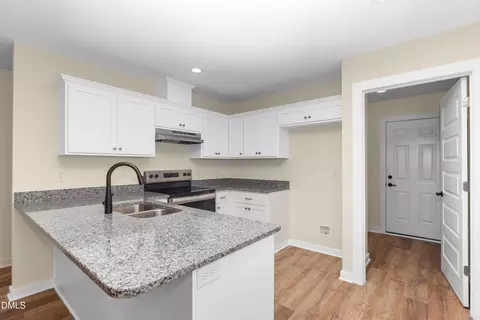 211 E Washington St, Coats, NC 27521 photo 10