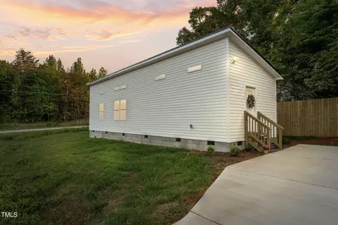 108 Sunflower Rd, Reidsville, NC 27320